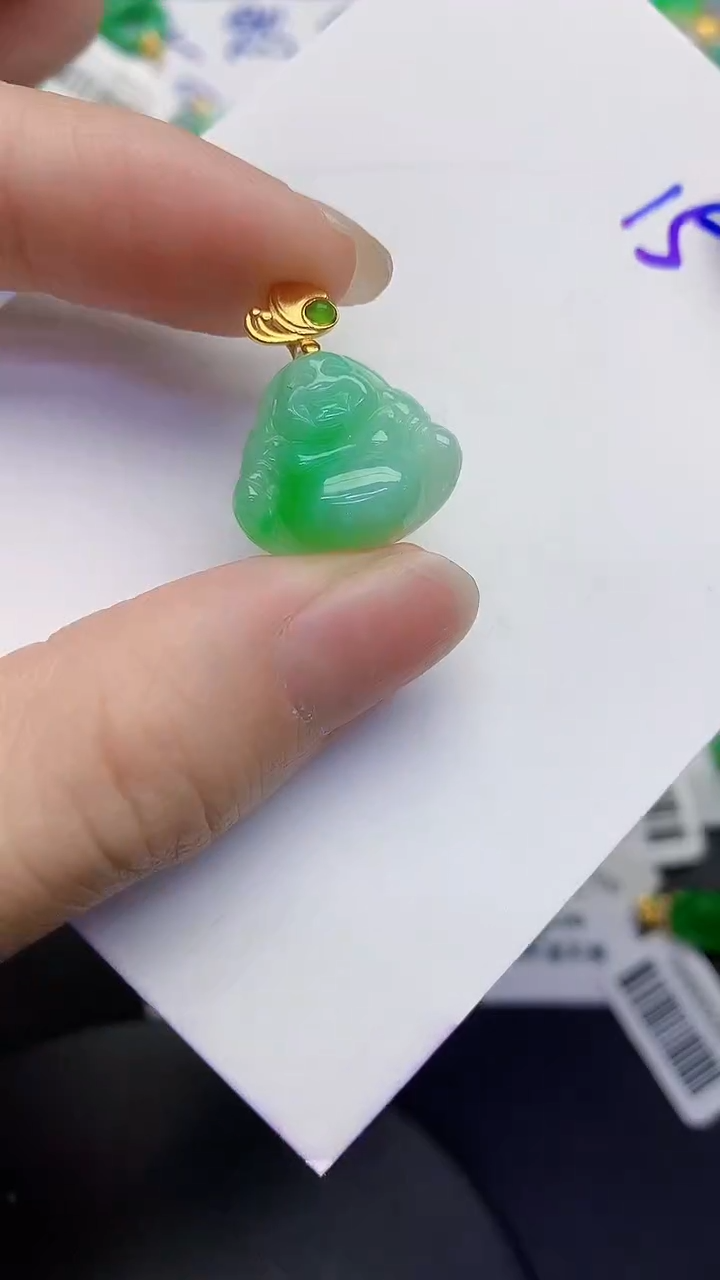 颈饰未镶嵌翡翠缅甸天然翡翠A货