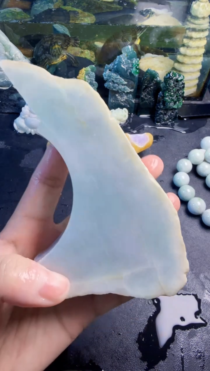 散珠翡翠小****.天然翡翠097