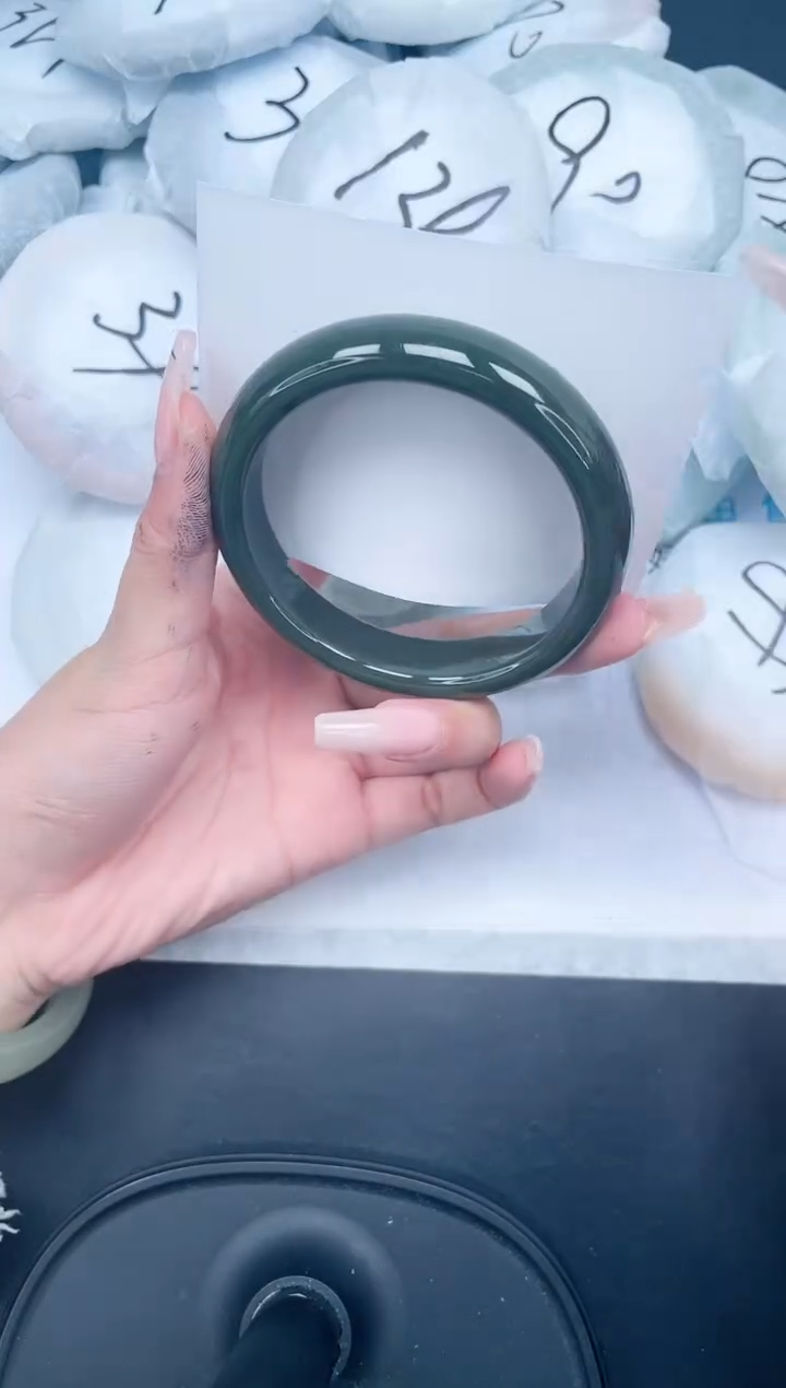 【闪购商品】和田玉（糖玉）手镯未镶嵌571-62