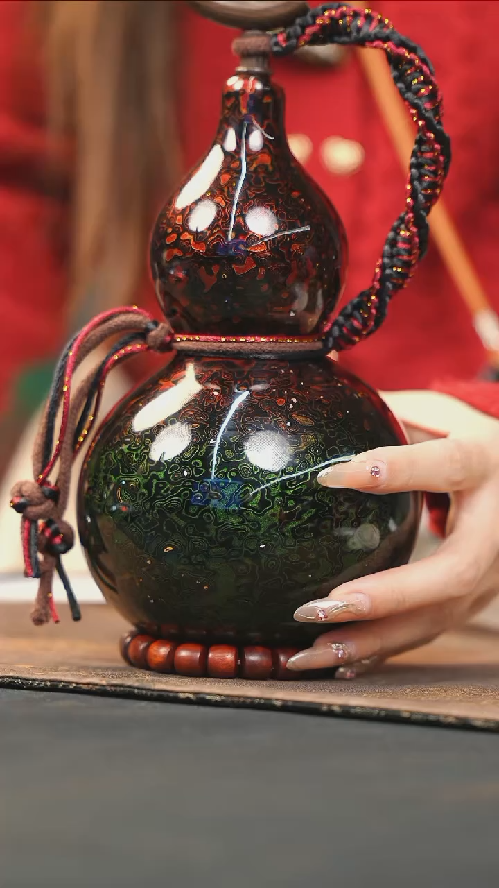 【闪购商品】WY151漆艺酒葫芦不包手串及旋转底座