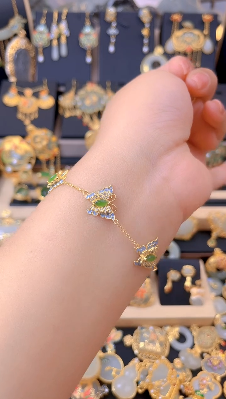 【闪购商品】和田玉手链银S925镀金镶嵌蝴蝶手链