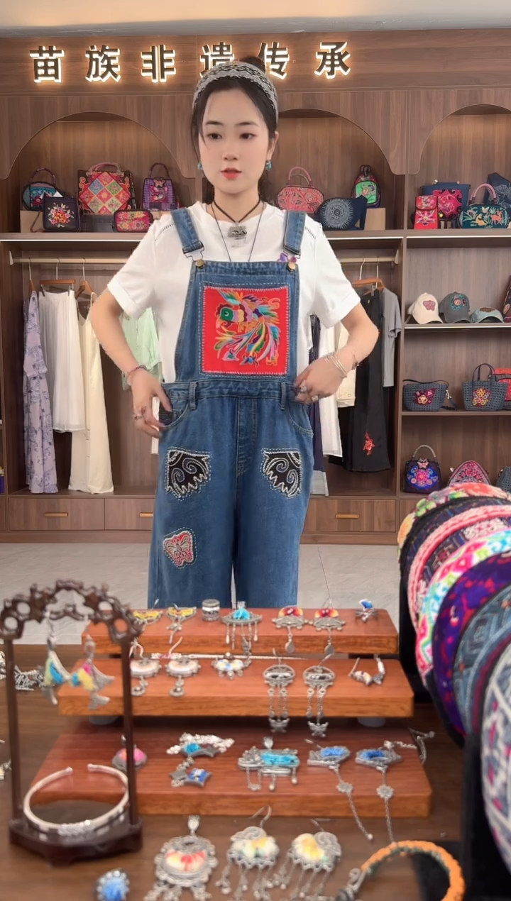 织绣扶光苗绣传承L27