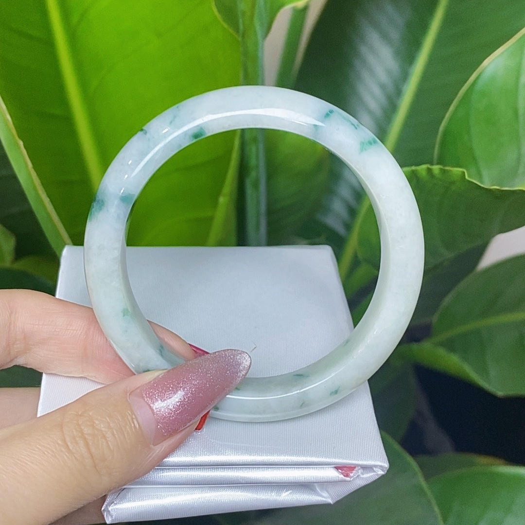 【粉丝福利】天然缅甸翡翠A货手镯正圈晴底飘花55-57圈