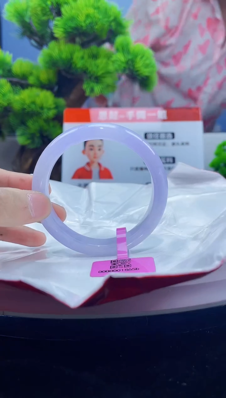 翡翠未镶嵌手镯手镯1