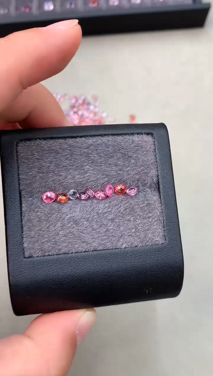 【闪购商品】定制尖晶石裸石未镶嵌2.49ct 彩色素面 一手