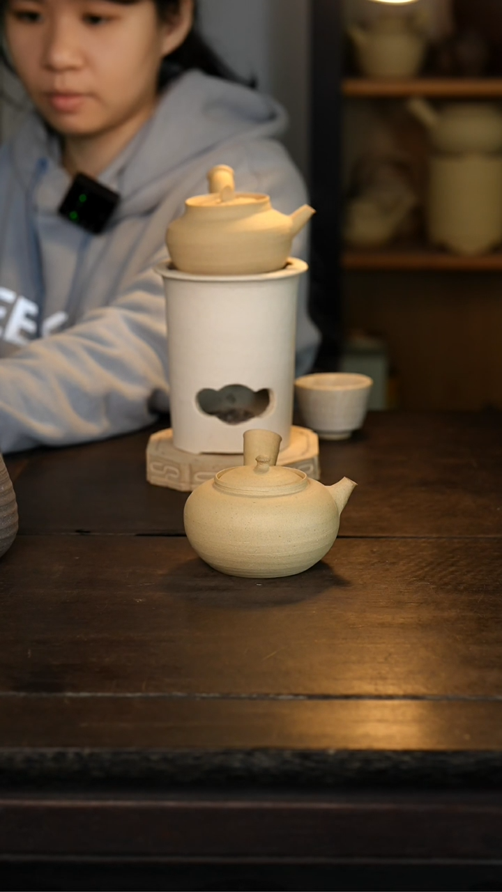 【闪购商品】白泥（新品 小侧把）素面 约350cc