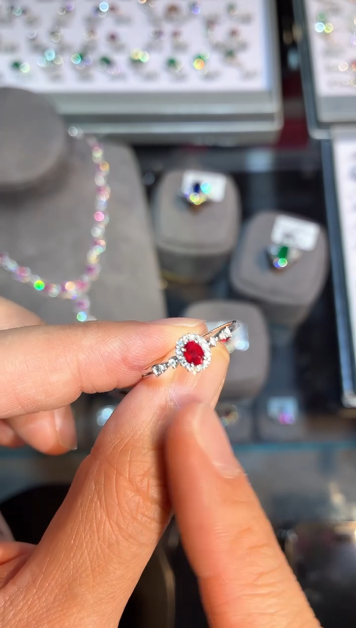 18K金镶嵌戒指红宝石【闪购】0.25ct/同步展会价
