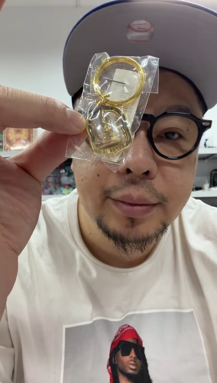 动态1sup象神钥匙扣一个