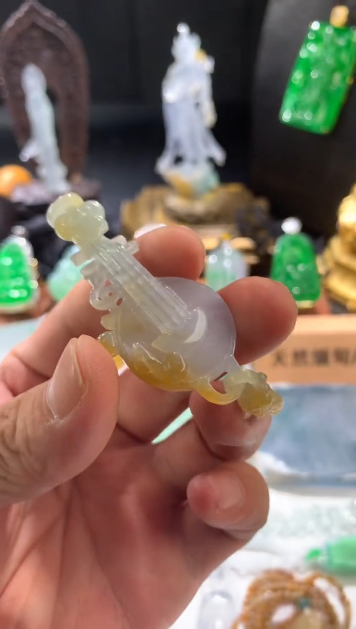 吊坠(不含链)未镶嵌翡翠天然翡翠吊坠