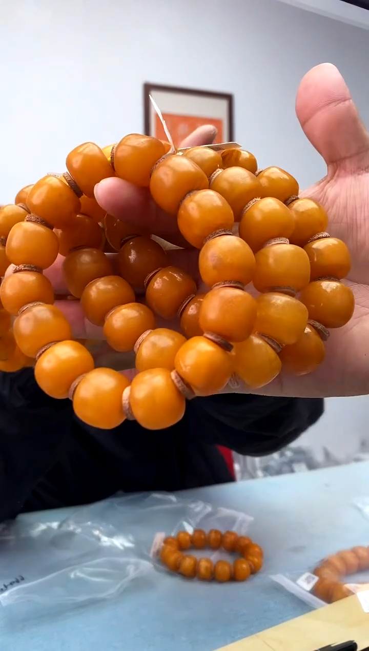 琥珀未镶嵌珠宝奇石假一罚十，多样性发一件047