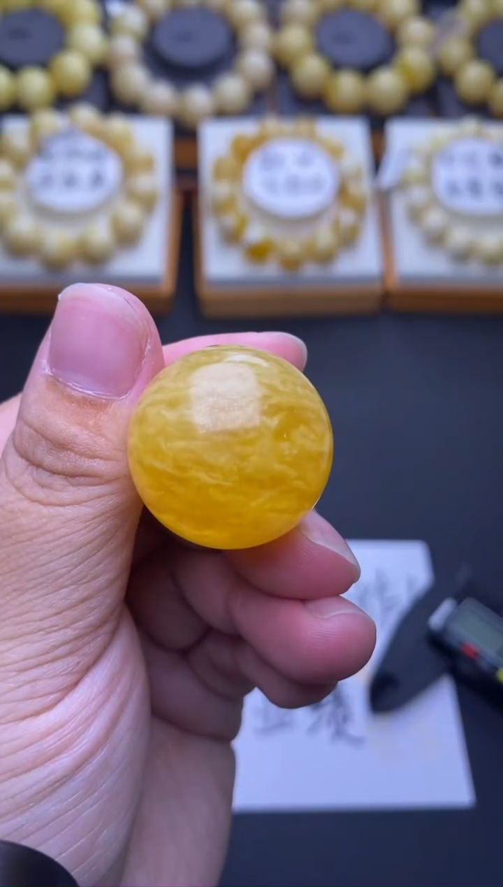 裸石琥珀未镶嵌大小姐珠宝严选70