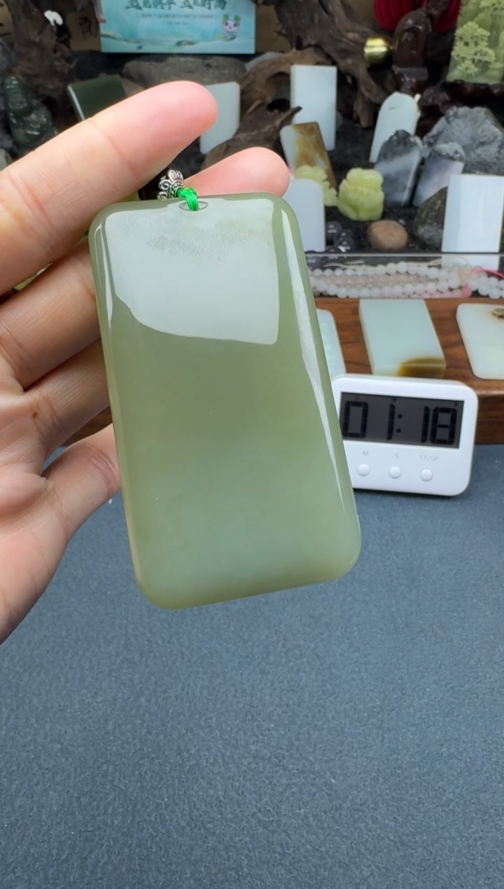 【闪购商品】和田玉颈饰未镶嵌开心