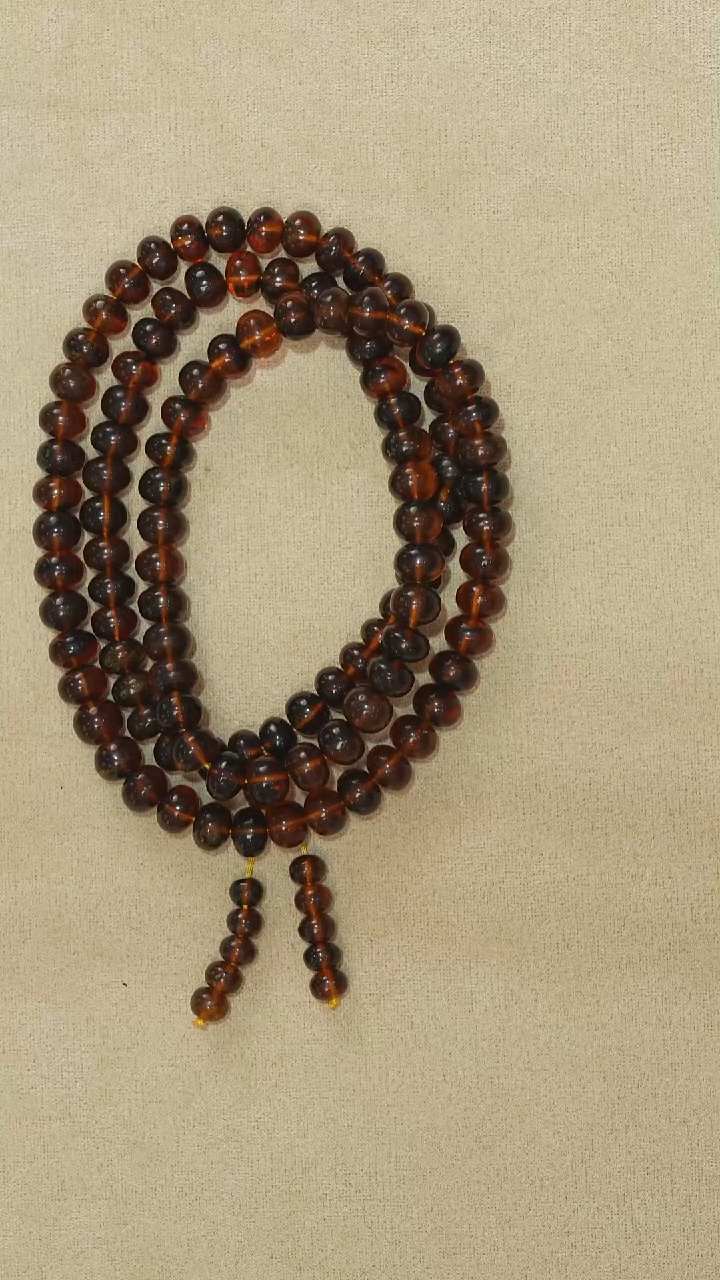 琥珀颈饰未镶嵌抚顺9M5-1