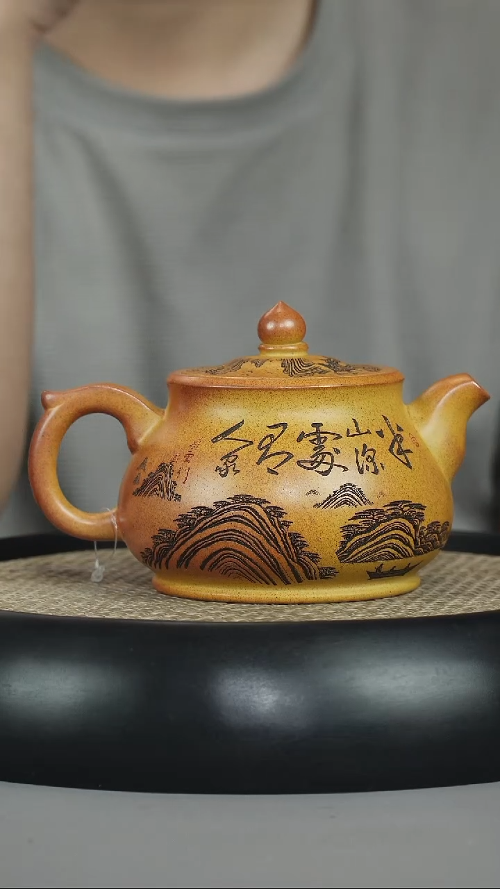 茶壶紫砂沉香泥 凡莲 刻绘