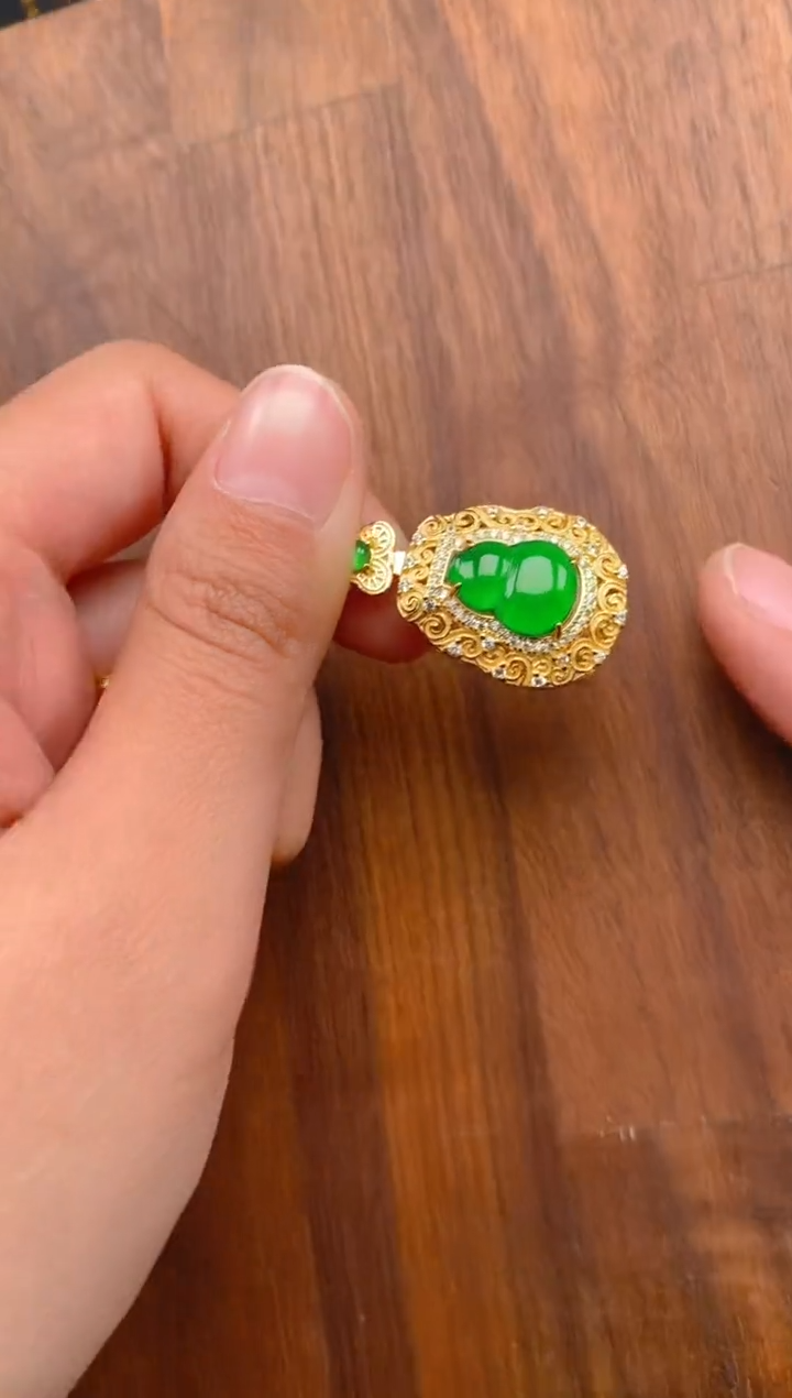 【闪购商品】翡翠吊坠(不含链)银S925镶嵌葫芦吊坠