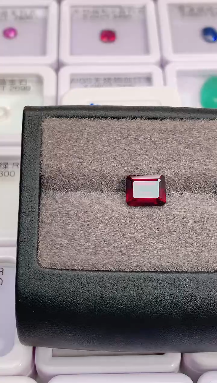 未镶嵌素面石榴石石榴石S****矜4.32-3.8石榴石