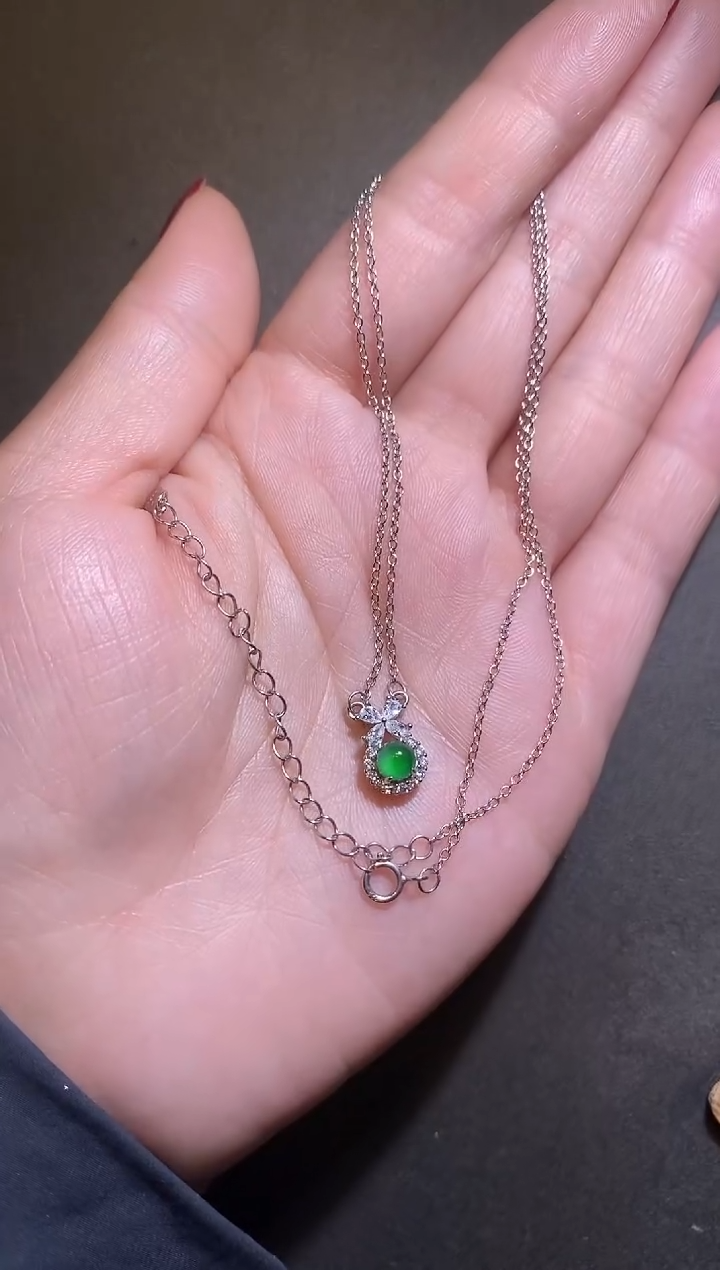 【闪购商品】翡翠颈饰银S925镶嵌翡翠蛋面一体链