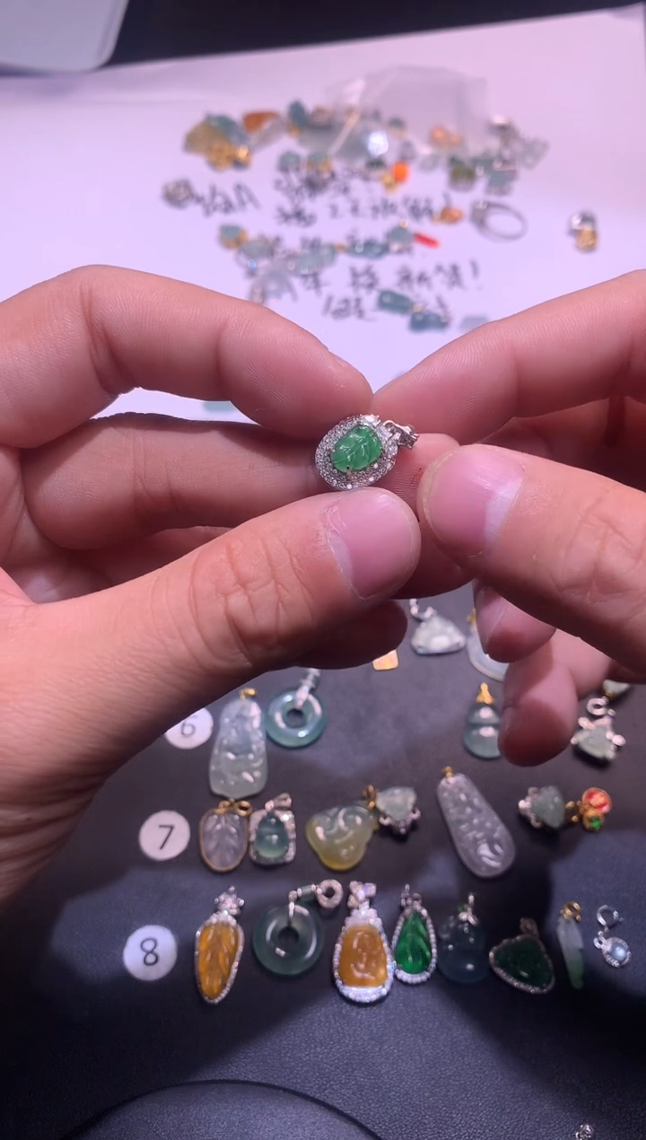 【闪购商品】翡翠吊坠(不含链)银S925镶嵌1