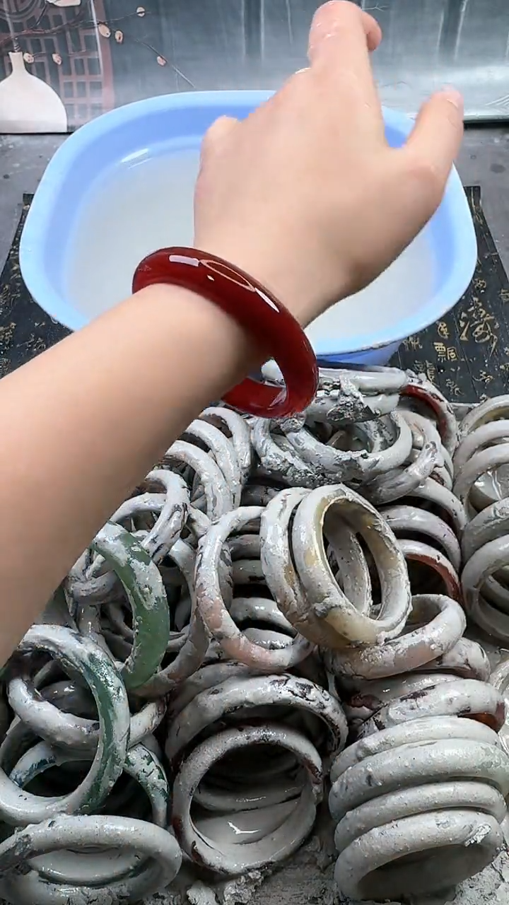 【闪购商品】石英质玉手镯未镶嵌4 6160