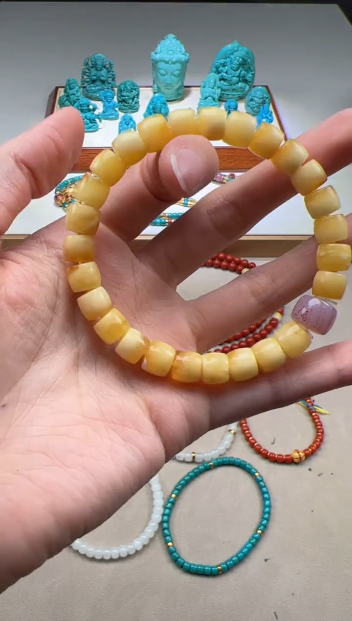 【闪购商品】蜜蜡裸石未镶嵌手串手串