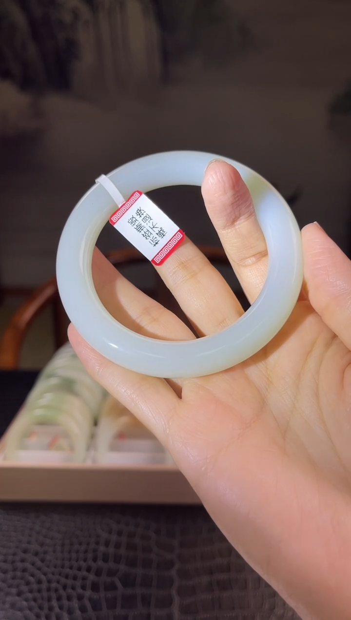 未镶嵌手镯和田玉59圈口