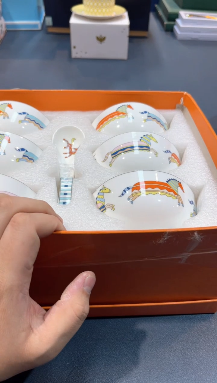 【闪购商品】碗B854全场正品，京东包邮