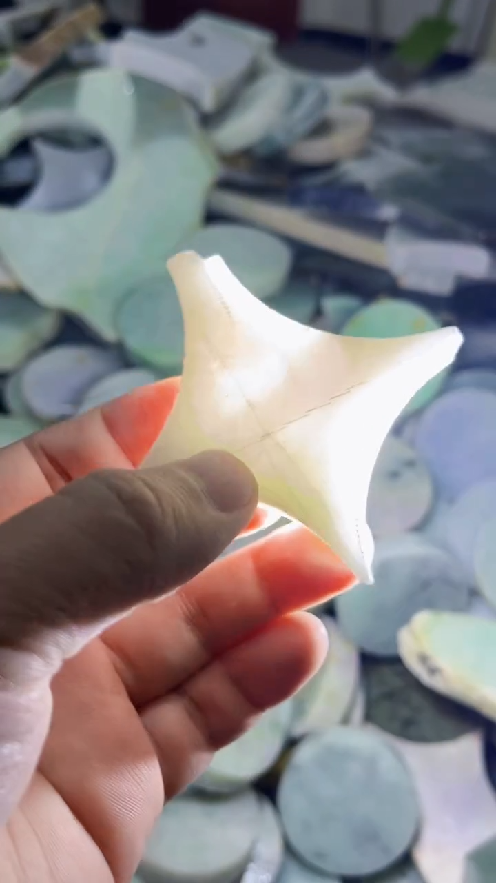 【闪购商品】翡翠挂件未镶嵌A货康壹086