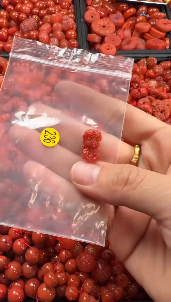 【闪购商品】南红玛瑙颈饰未镶嵌2