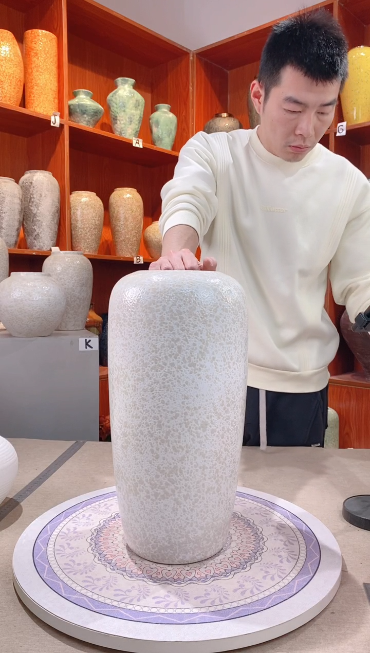 【闪购商品】瓶茶白40cm落地 陶瓷花瓶 无花