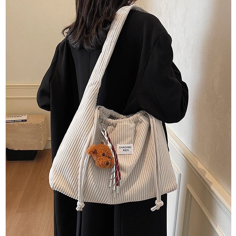 韩版休闲单肩时尚百搭小众日系肩包