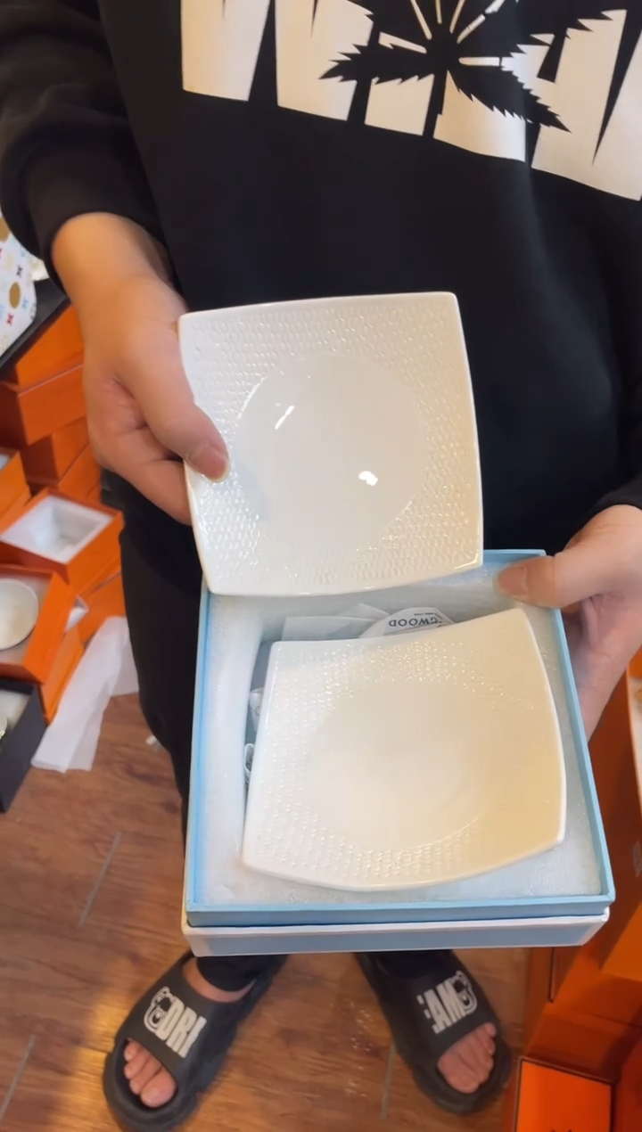 杯鸿辉家品牌瓷器，京东包邮！