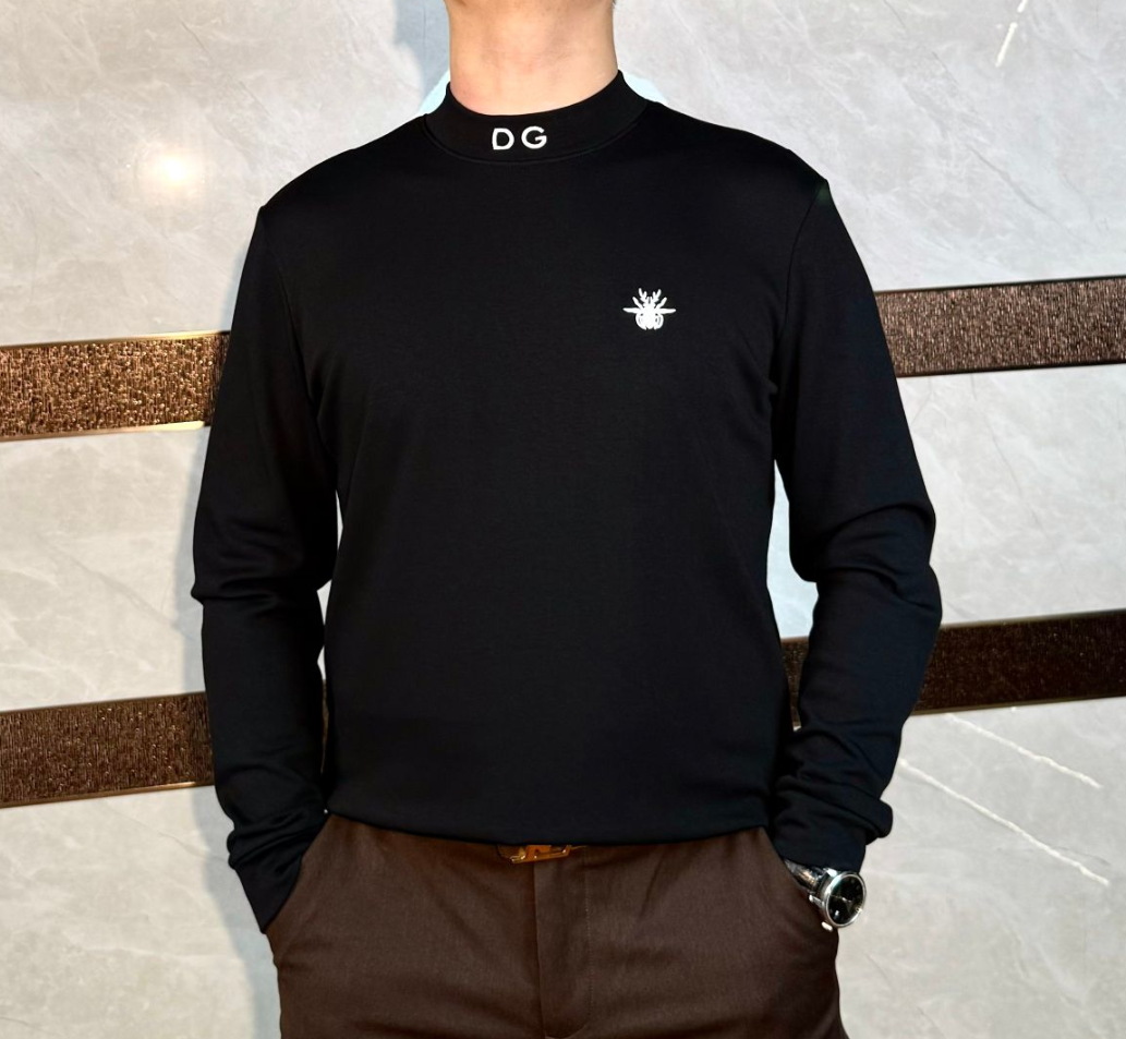 2024年秋冬刺绣小蜜蜂半高领时尚休闲百搭黑色修身气质百搭圆领