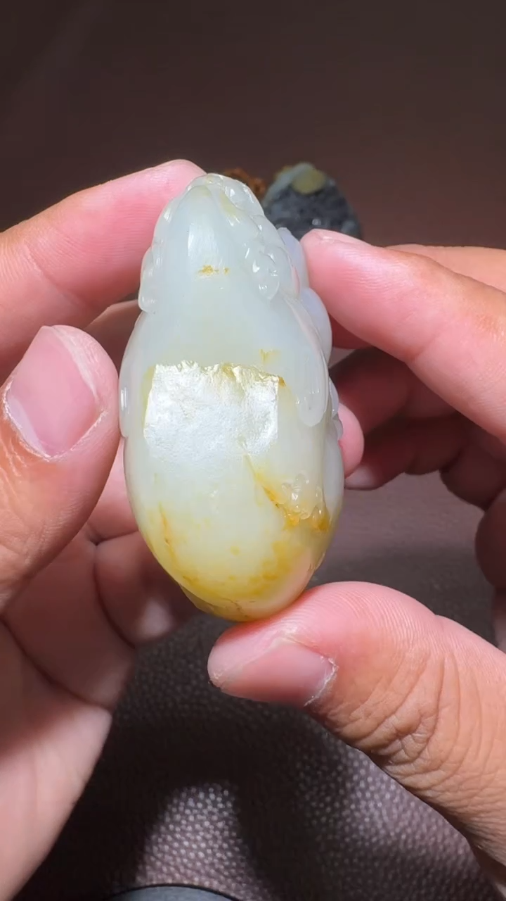 未镶嵌和田玉挂件和田玉