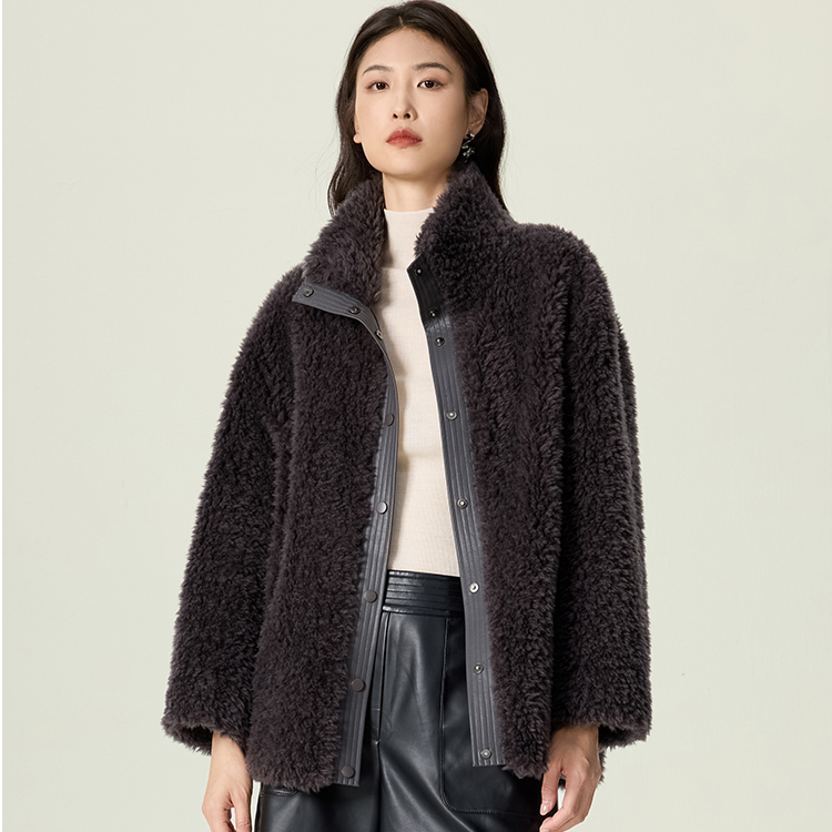 MEDECOO/墨蒂珂2025冬新款女装羊毛立领颗粒绒毛呢大衣MJD20210