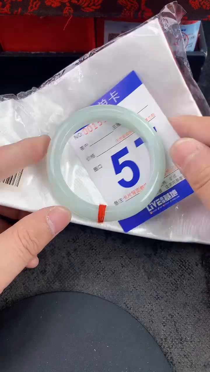 未镶嵌手镯翡翠AAAAAAAAAAAA