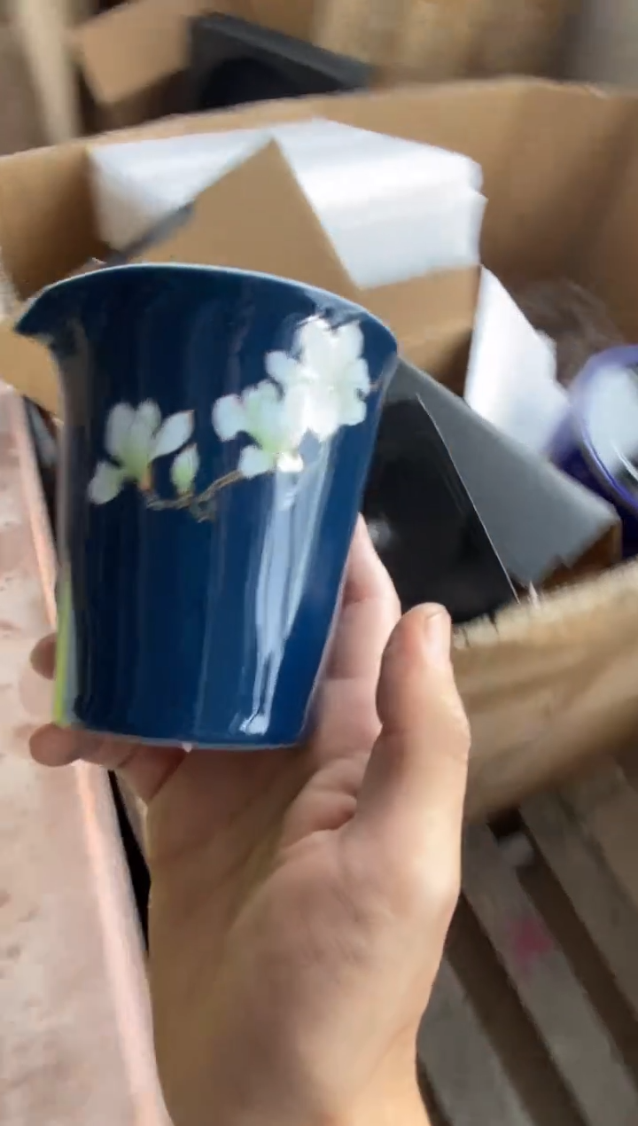 杯无运费险有瑕疵的摄影的产品有使用过的痕迹有点脏介意勿拍