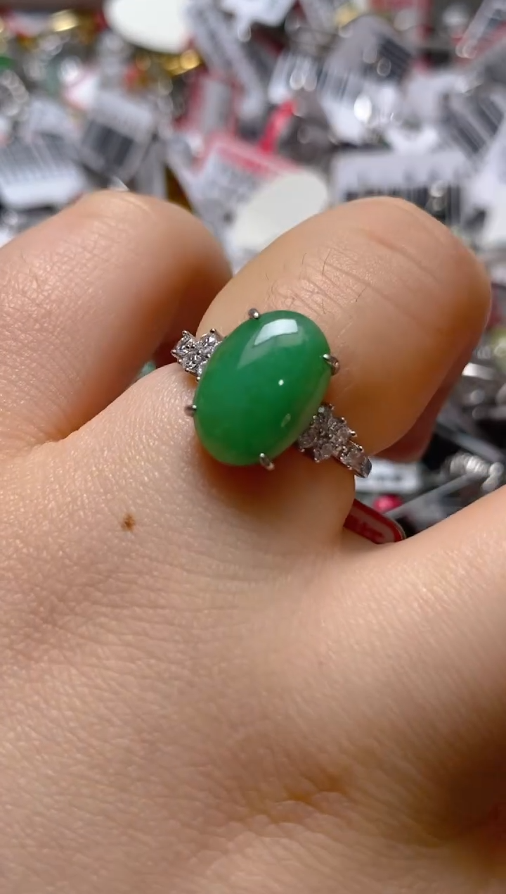 银S925镶嵌戒指翡翠百内无证书