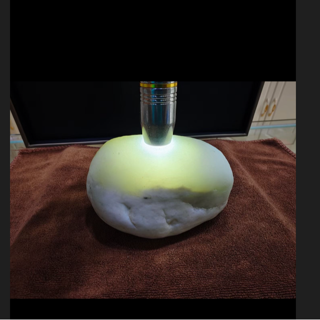 新疆玉质山料奇石