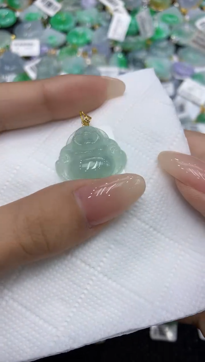 翡翠18K金镶嵌颈饰111111111111