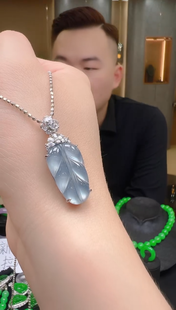 吊坠(不含链)未镶嵌翡翠天然A货翡翠多样性发一