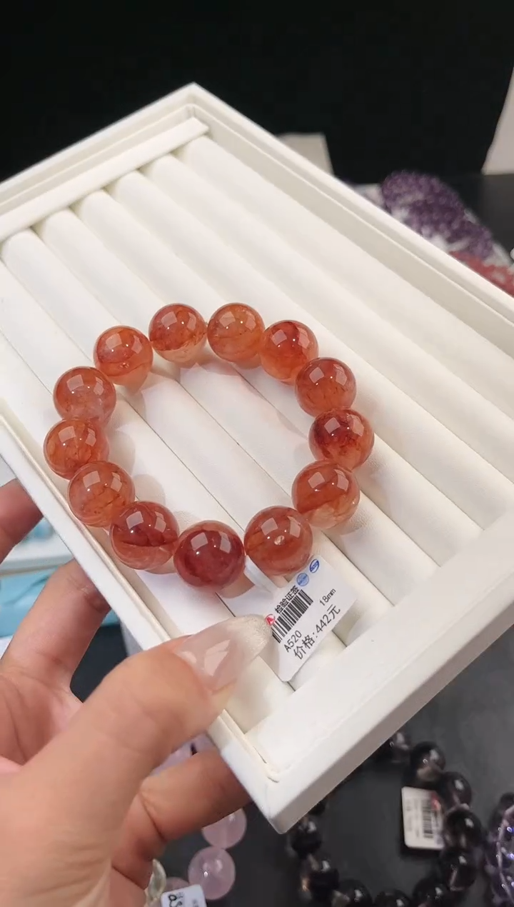 【闪购商品】水晶手链未镶嵌 多样性发一红胶花18mm