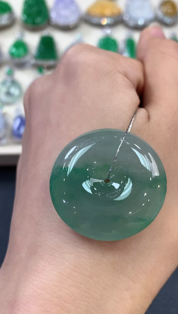 【闪购商品】翡翠吊坠(不含链)未镶嵌B94