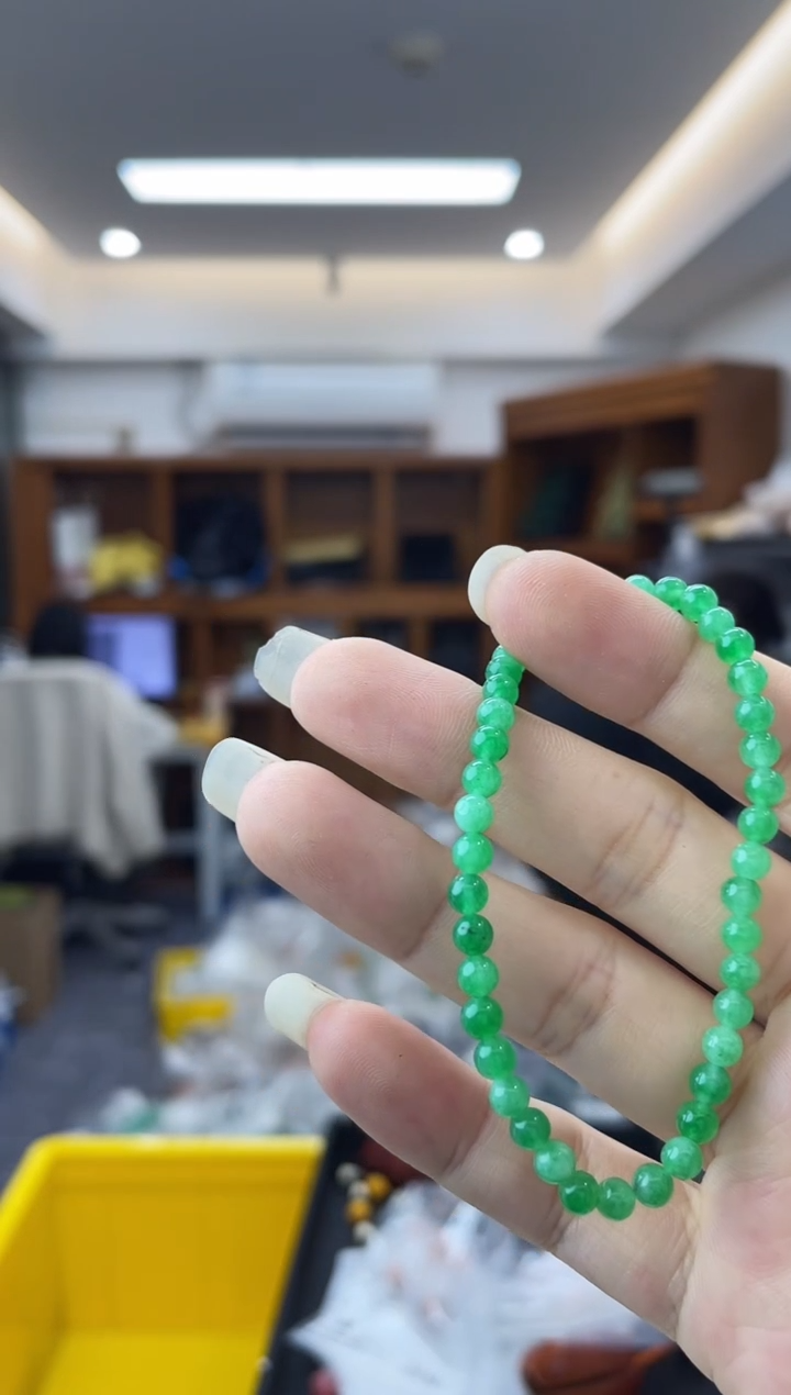 【闪购商品】翡翠手链未镶嵌多样性一件发货