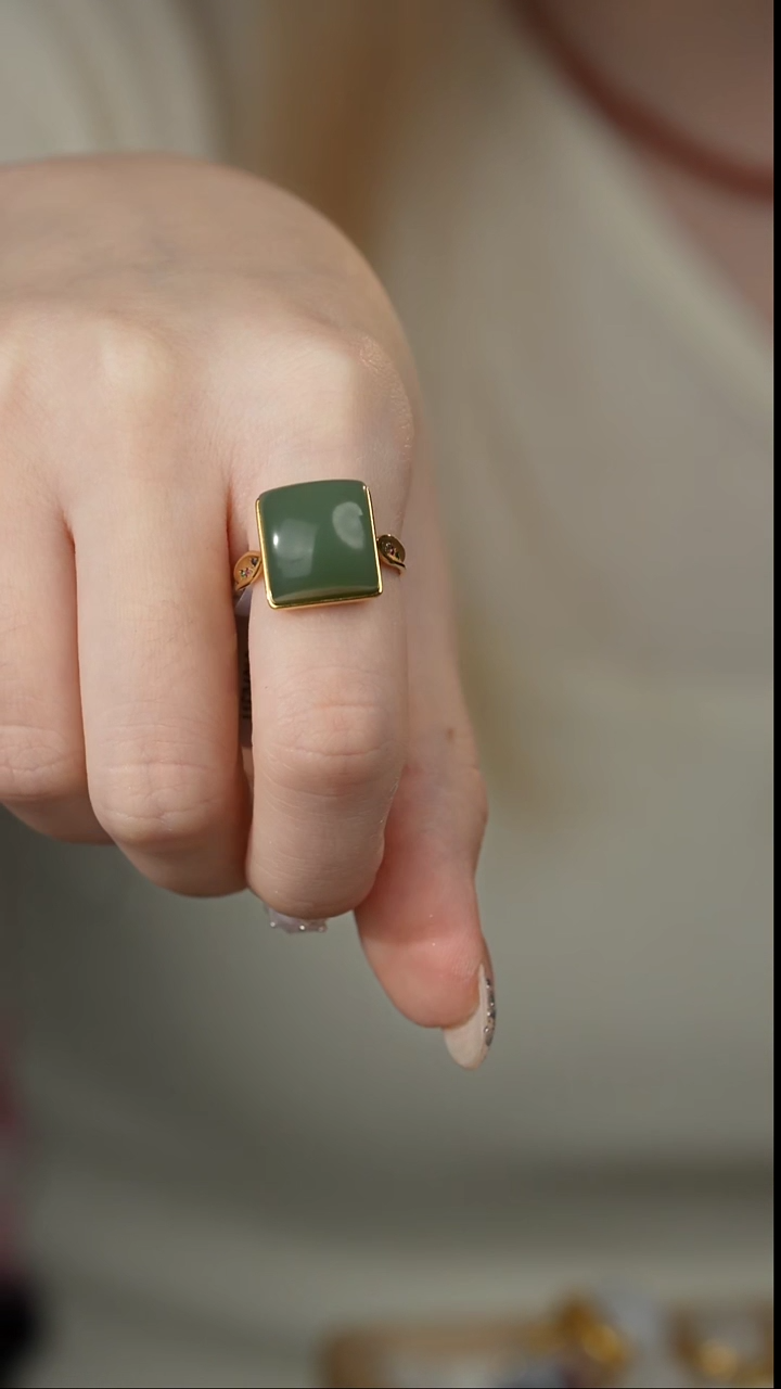 【闪购商品】和田玉戒指18K金镶嵌P10（多样性发一件）