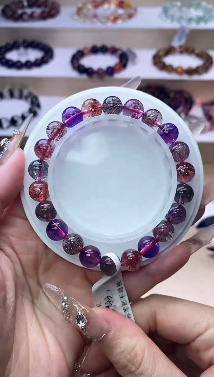 【闪购商品】水晶手链未镶嵌黑加仑超七8m+