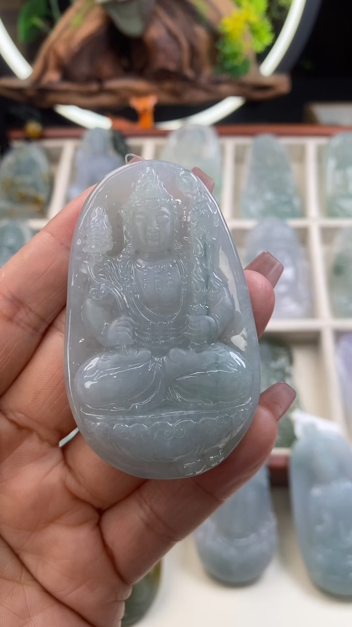 【闪购商品】翡翠颈饰未镶嵌虚空