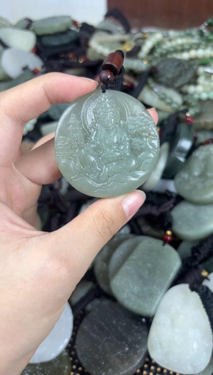 【闪购商品】和田玉颈饰未镶嵌1