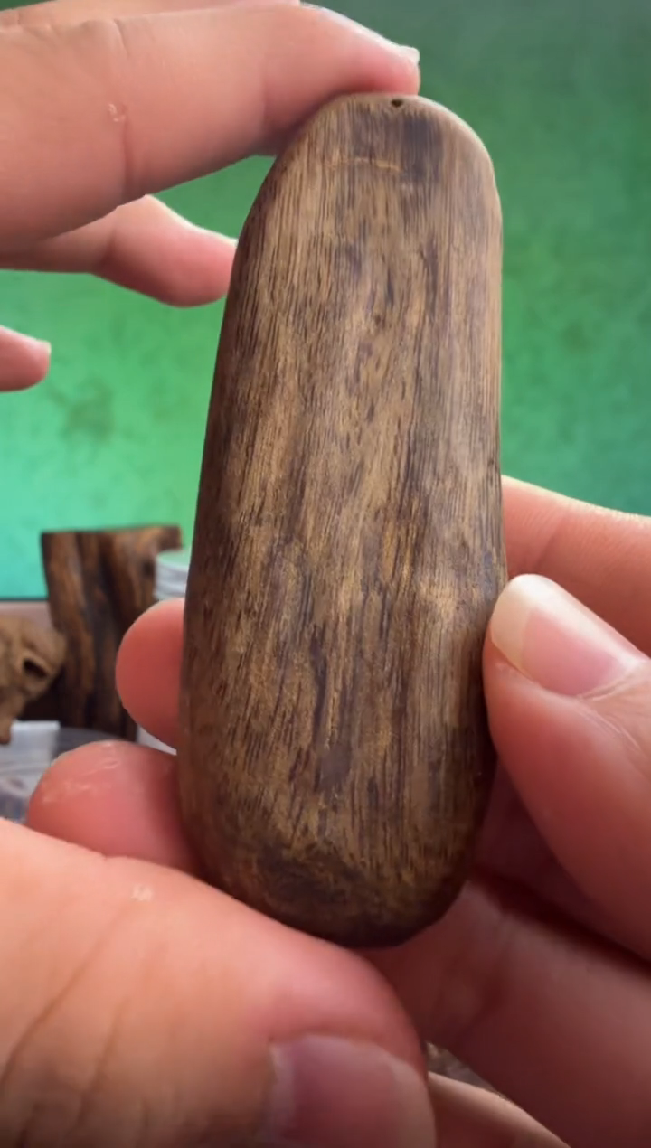 沉香吊坠海南多样性发一