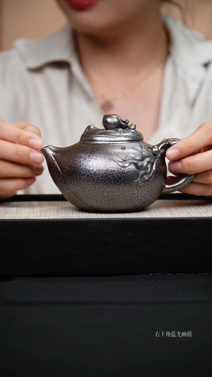 茶壶紫砂贝壳烧 圣桃