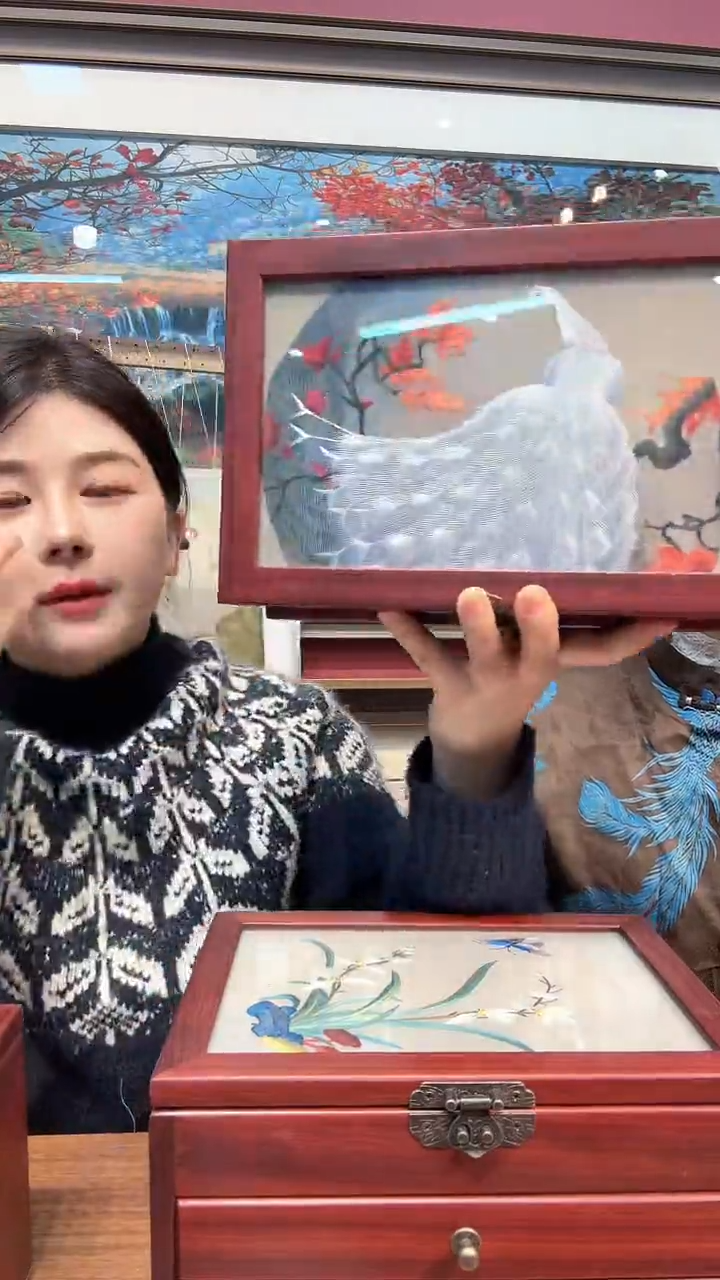 竖款非遗苏绣手工刺绣首饰盒